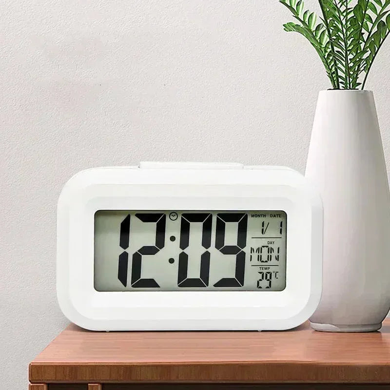 Relógio de Mesa Digital Inteligente com Sensor de Temperatura