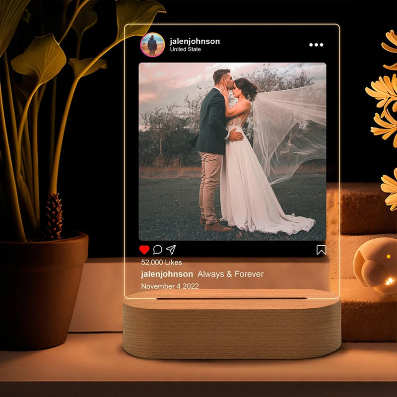 Luminária 3D Personalizada com Foto – Presente Criativo com Gravação para Casamento, Aniversário, Natal